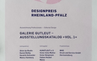 Urkunde zum Designpreis Rheinland-Pfalz 2022 für den Ausstellungskatalog „Vol. 1“